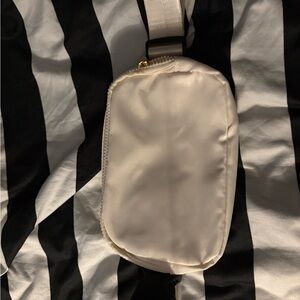 Cream belt Bag